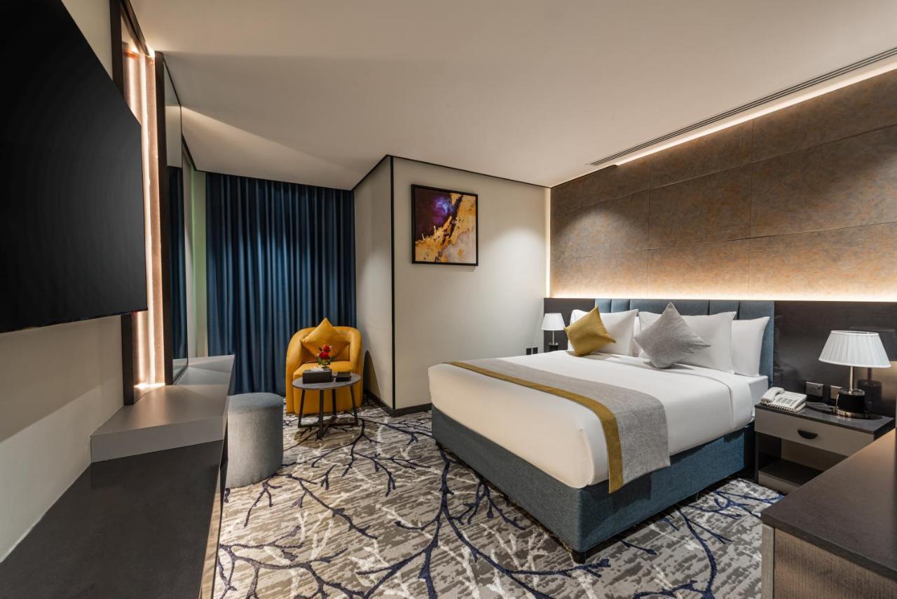 Ross Hotel Рияд Екстериор снимка