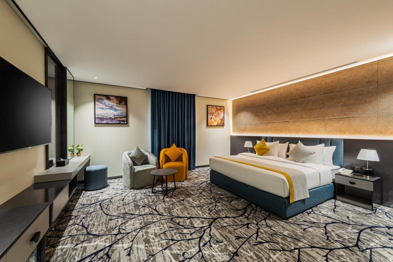 Ross Hotel Рияд Екстериор снимка
