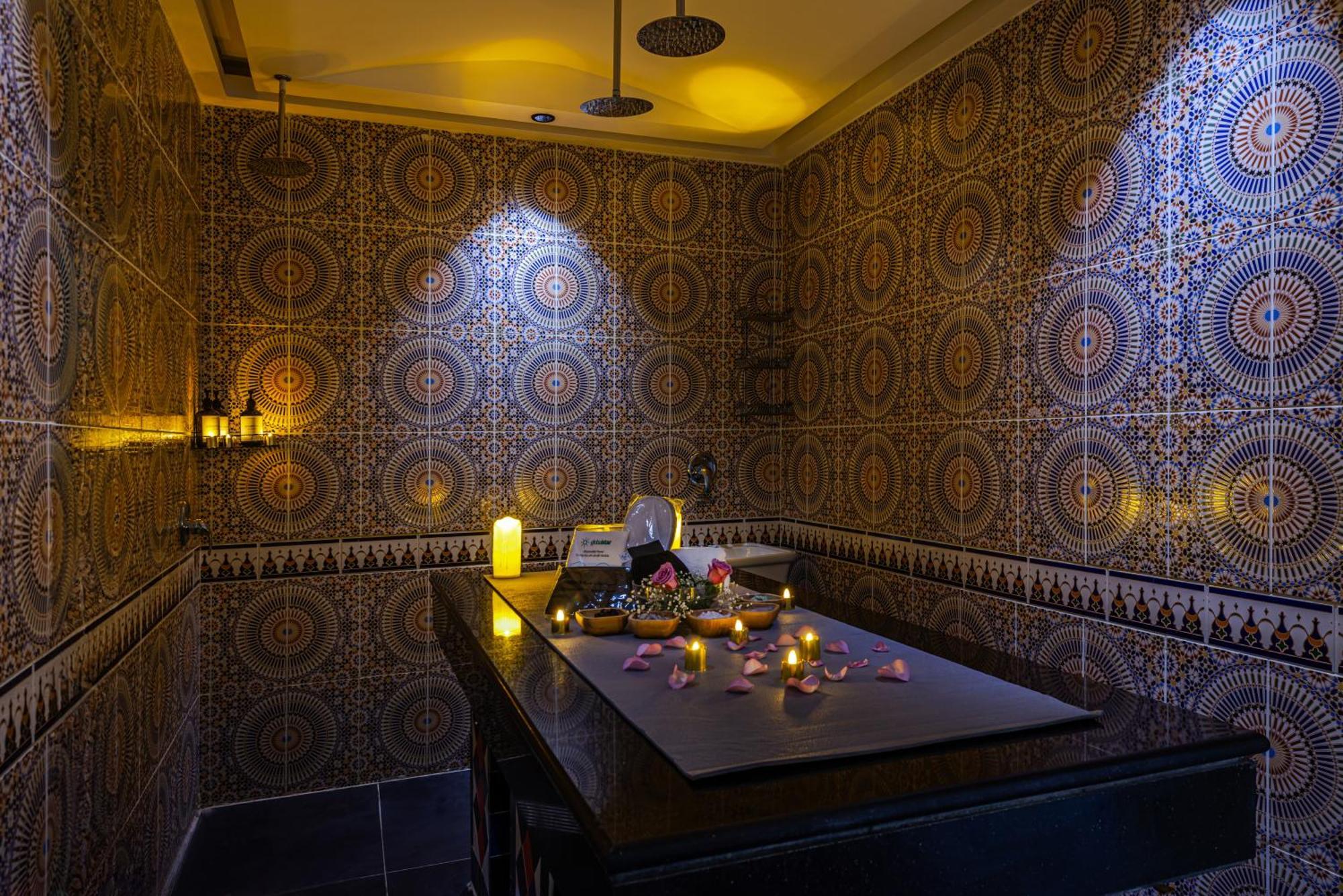Ross Hotel Рияд Екстериор снимка
