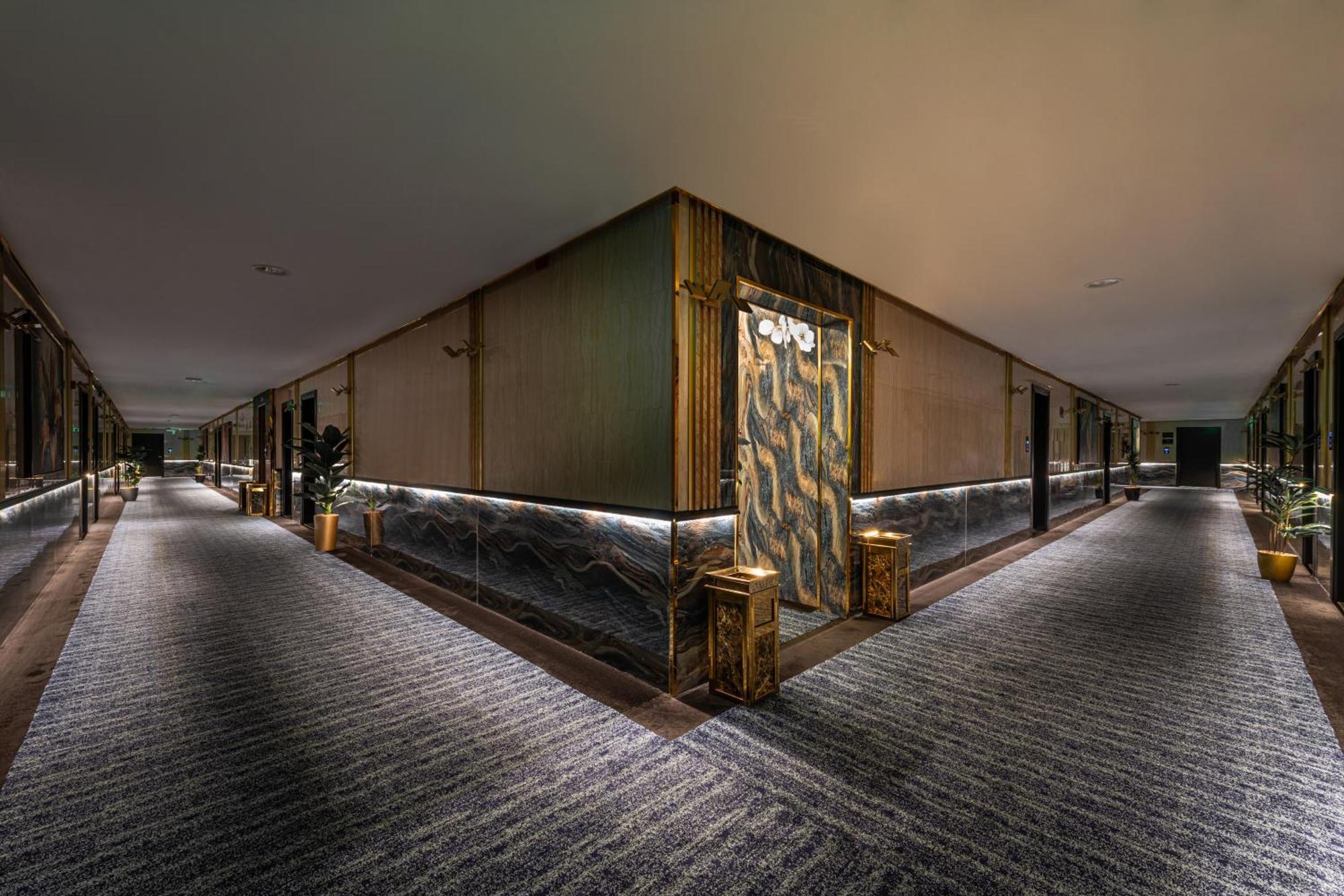 Ross Hotel Рияд Екстериор снимка